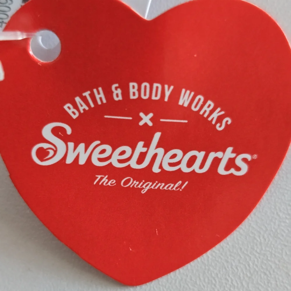 Limited Edition Sweethearts × Bath & Body Works Vanity Heart Mirror Tray